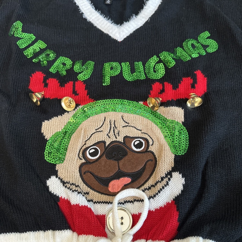 Merry Pugmas‎ Women's Sweater Sequins & Bells  Holiday Pug Large Cropped NEW